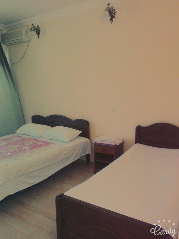 Green Hotel Квариати Екстериор снимка